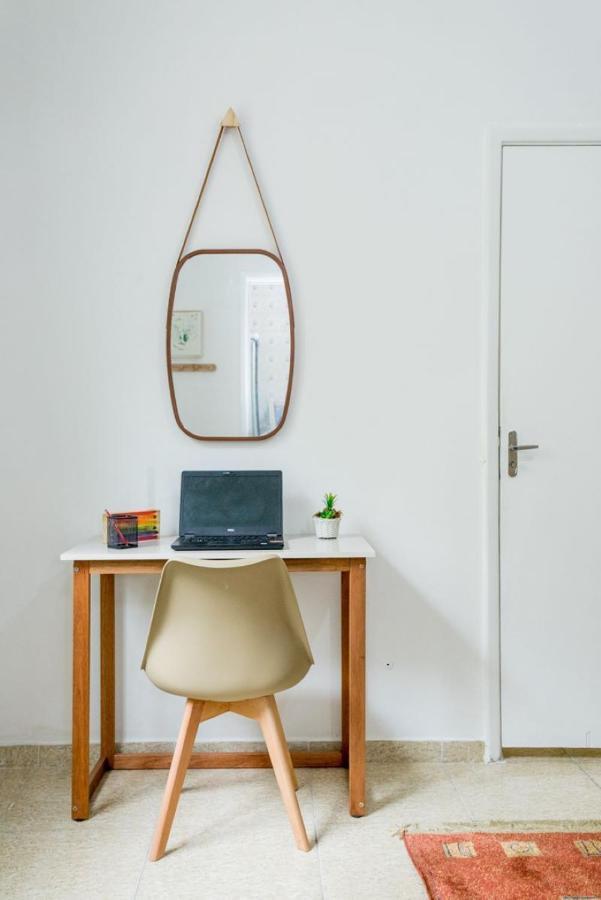 Conforto E Relax, Caminhando Para A Praia De Copacabana, Quarto E Sala, Completo, Com Wi Fi, Cozinha, Ar Condicionado Rio de Janeiro Exterior foto